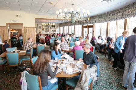 church group guests dining